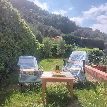 In Campagna, Un Passo Dal Mare, Portofino, 5 Terre Sanguineto